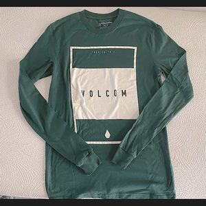 Volcom long sleeve green crew neck shirt